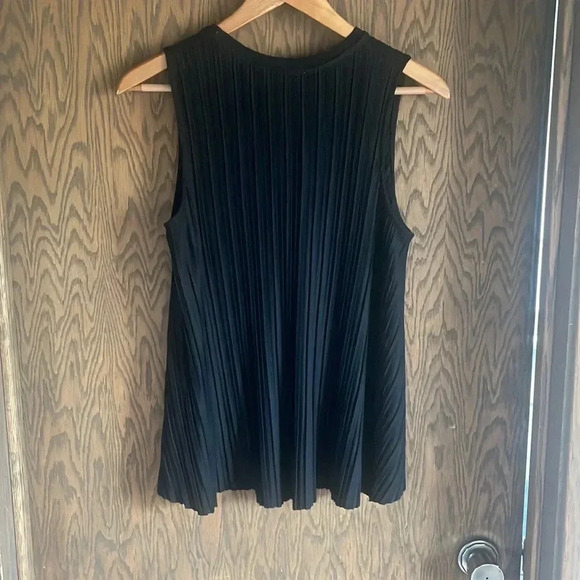 Black‎ philosophy pleated top M - Picture 4 of 5